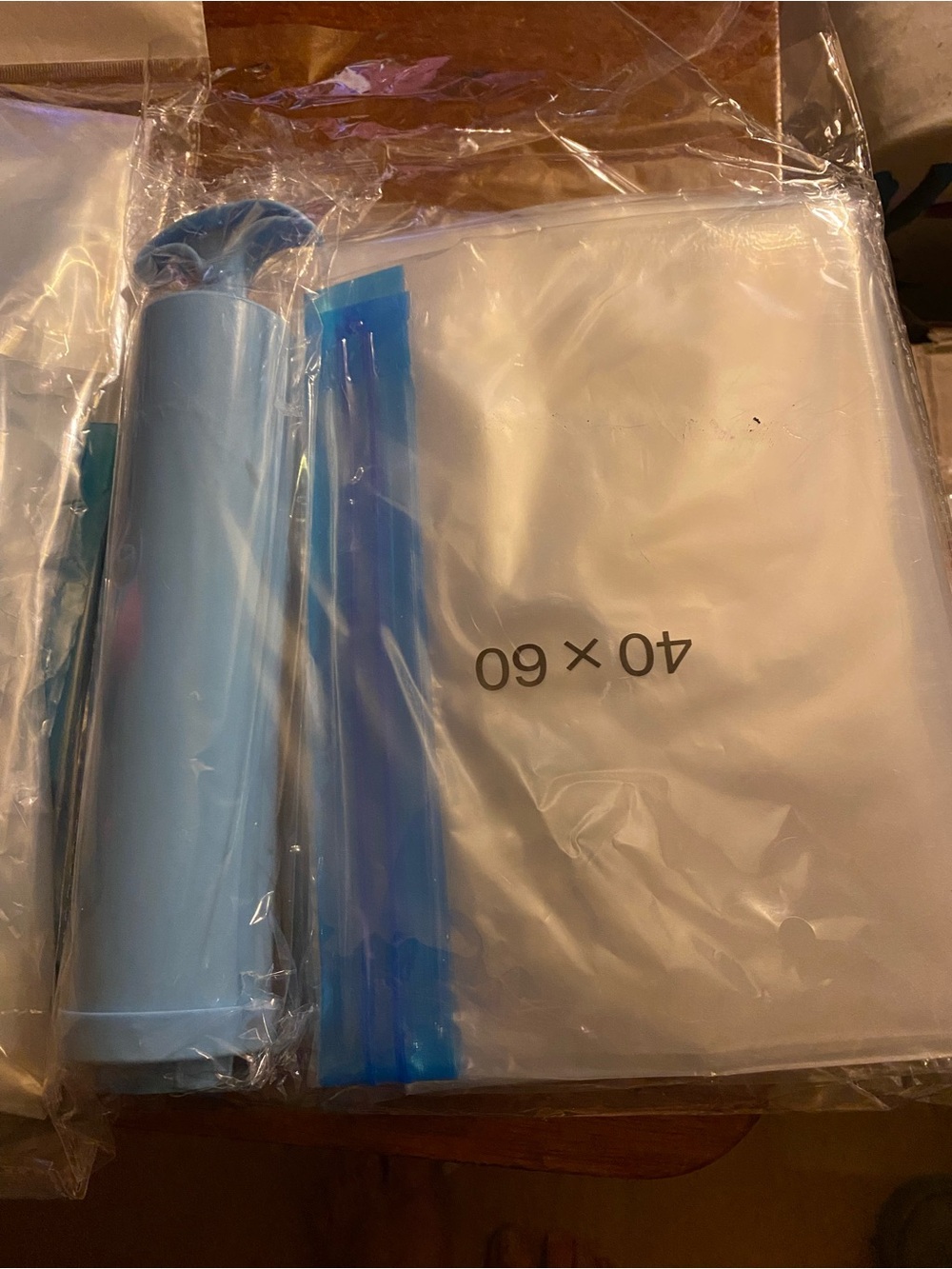 Vacuum Storage Bags with Hand Pump - Light Blue